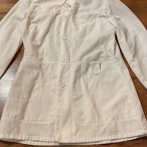 Women’s White Lab Coat Size 2 - Picture 2 of 5